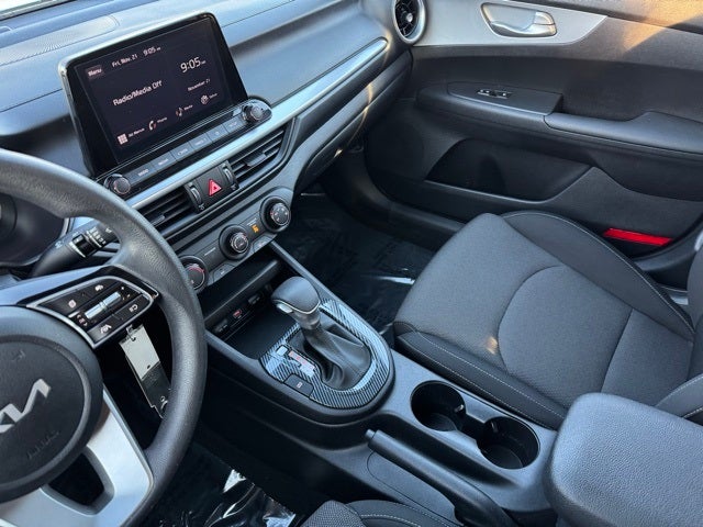 2023 Kia Forte LXS w/ Blindspot Detection
