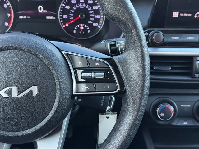 2023 Kia Forte LXS w/ Blindspot Detection