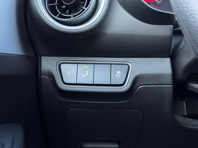 2023 Kia Forte LXS w/ Blindspot Detection