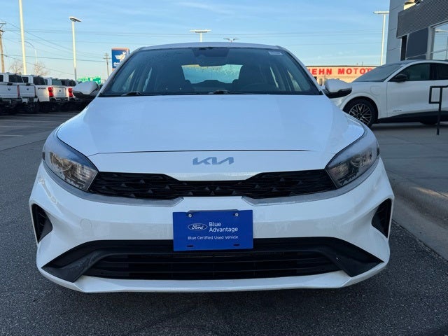 2023 Kia Forte LXS w/ Blindspot Detection