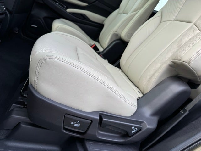 2024 Subaru Ascent Limited w/ Panoramic Moonroof + Surround View Monitor