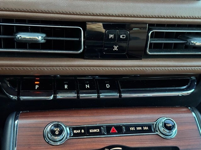 2022 Lincoln Aviator Reserve Special w/ Heated Steering Wheel + Trailer Tow Pac