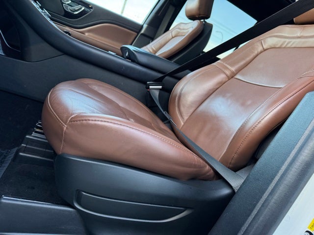 2022 Lincoln Aviator Reserve Special w/ Heated Steering Wheel + Trailer Tow Pac