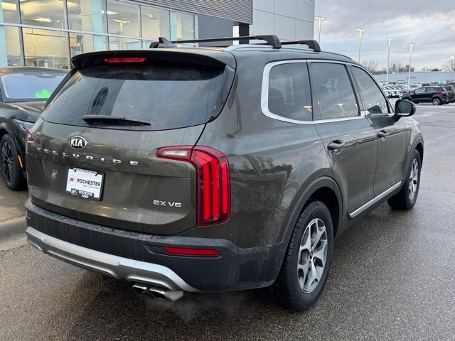2021 Kia Telluride EX w/ Power Moonroof + 2nd Row Buckets