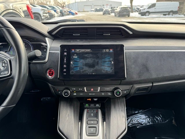 2018 Honda Clarity Plug-In Hybrid Touring w/ Navigation + Adaptive Cruise