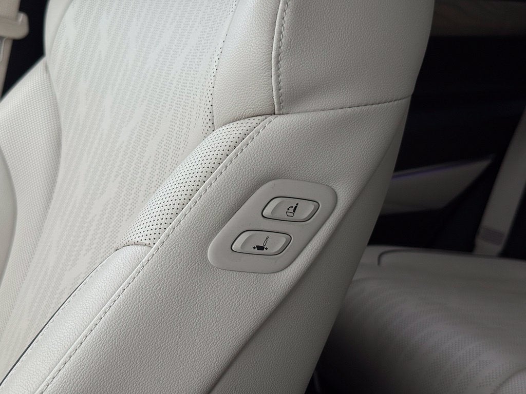 2022 Genesis GV80 2.5T