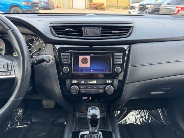 Used 2018 Nissan Rogue SV with VIN KNMAT2MVXJP545256 for sale in Rochester, Minnesota