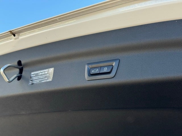 2025 BMW X1 xDrive28i w/ Panoramic Moonroof