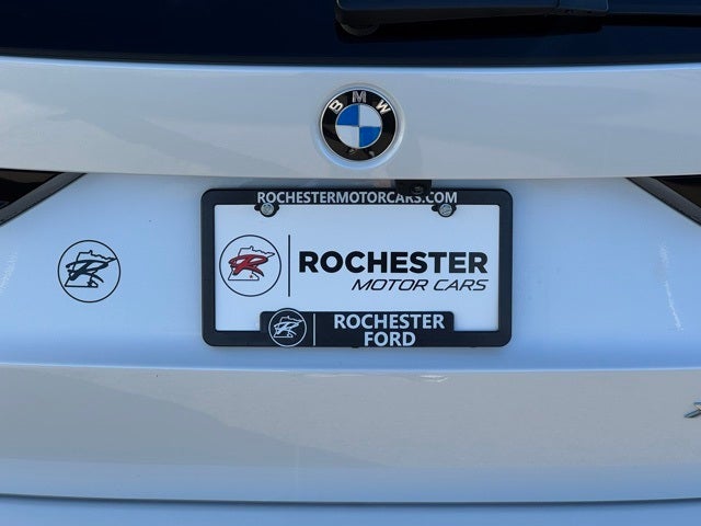 2025 BMW X1 xDrive28i w/ Panoramic Moonroof