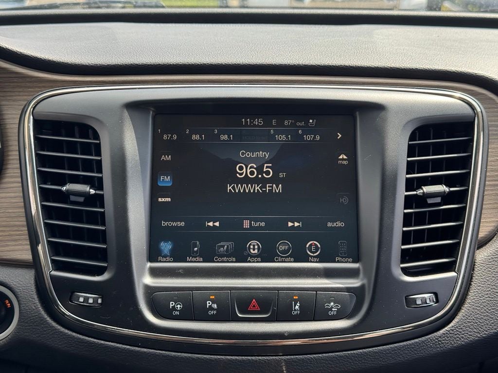 2015 Chrysler 200 C