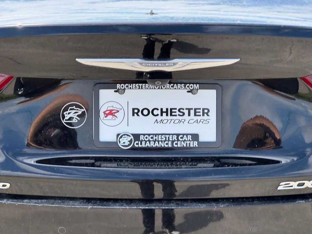 2015 Chrysler 200 C