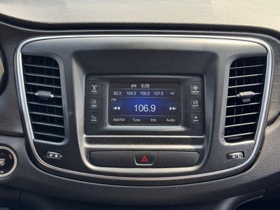 2017 Chrysler 200 LX