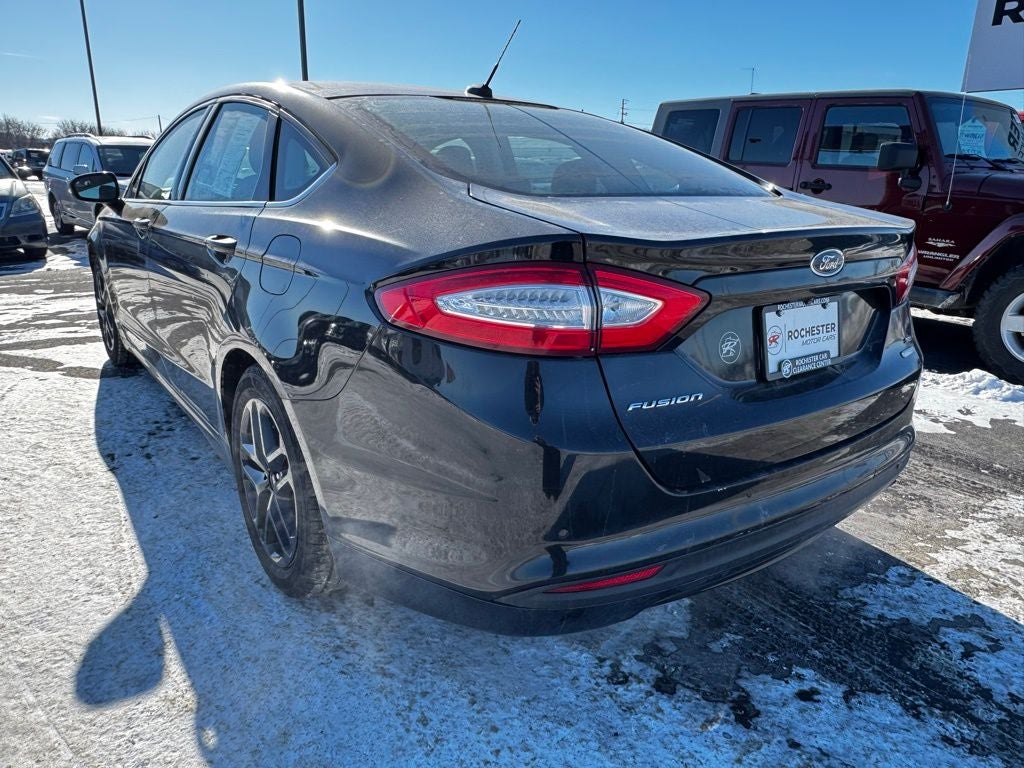 2016 Ford Fusion SE