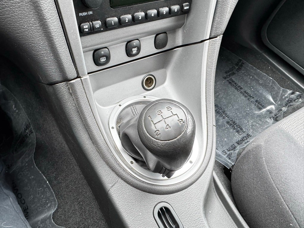 2003 Ford Mustang V6