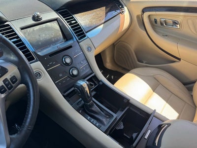 2015 Ford Taurus Limited