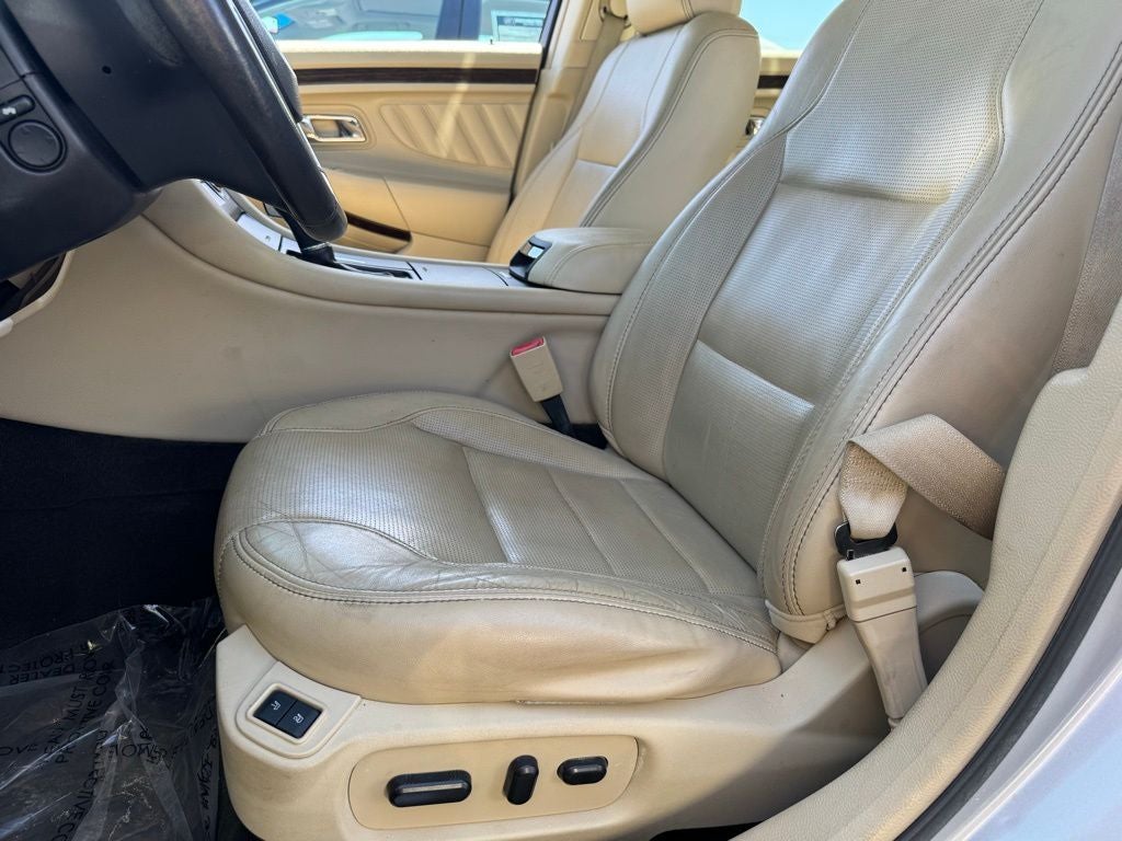 2015 Ford Taurus Limited