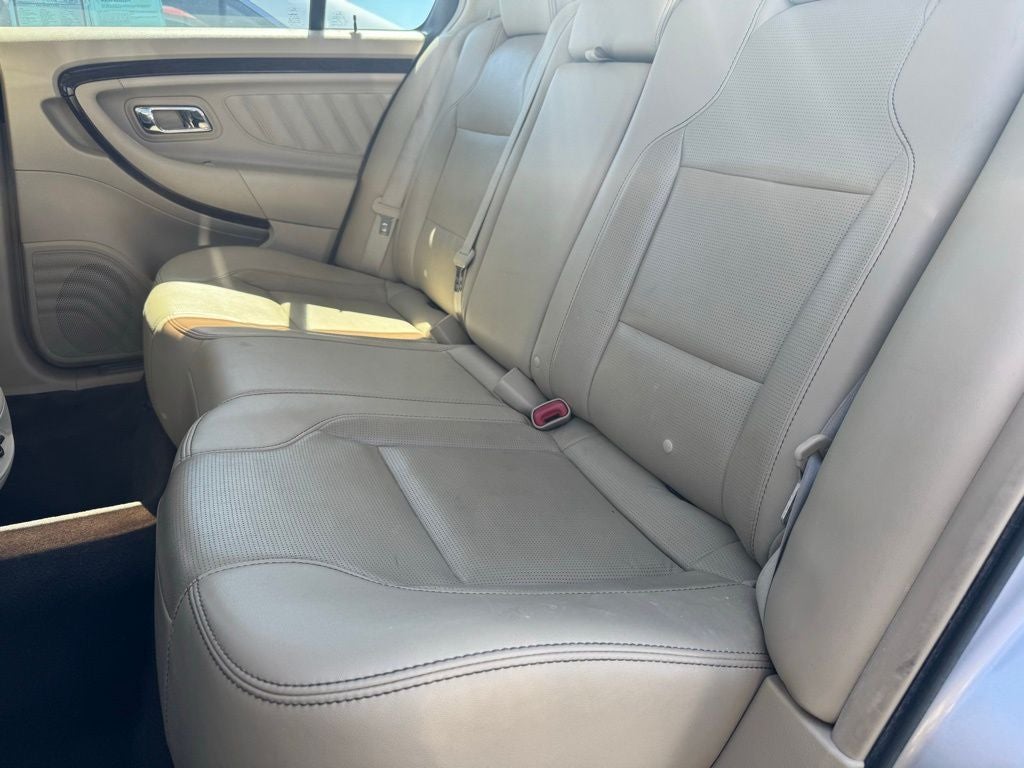 2015 Ford Taurus Limited