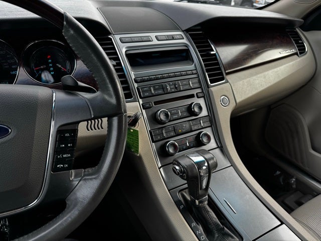 2010 Ford Taurus Limited