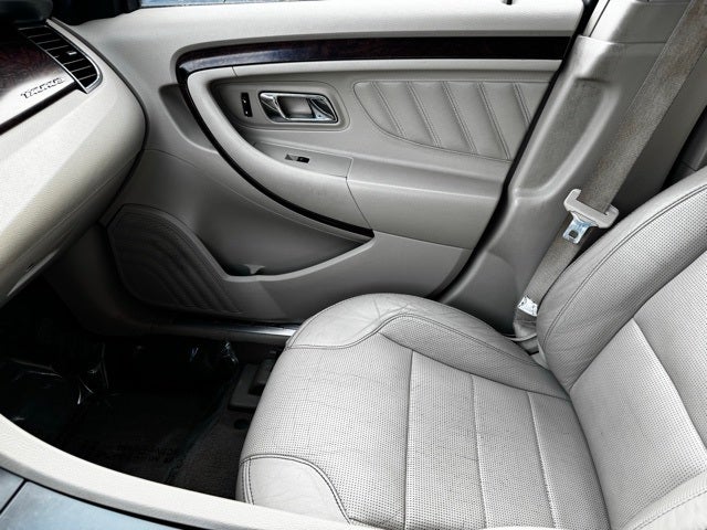 2010 Ford Taurus Limited