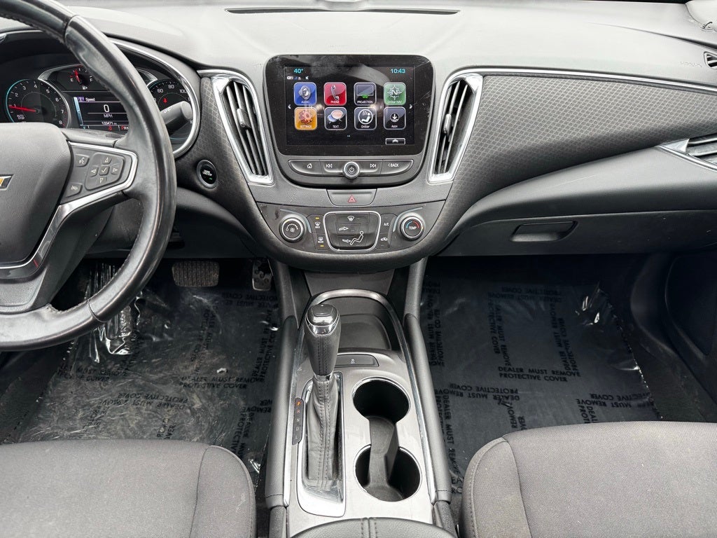 Used 2018 Chevrolet Malibu 1LT with VIN 1G1ZD5ST8JF117820 for sale in Rochester, Minnesota