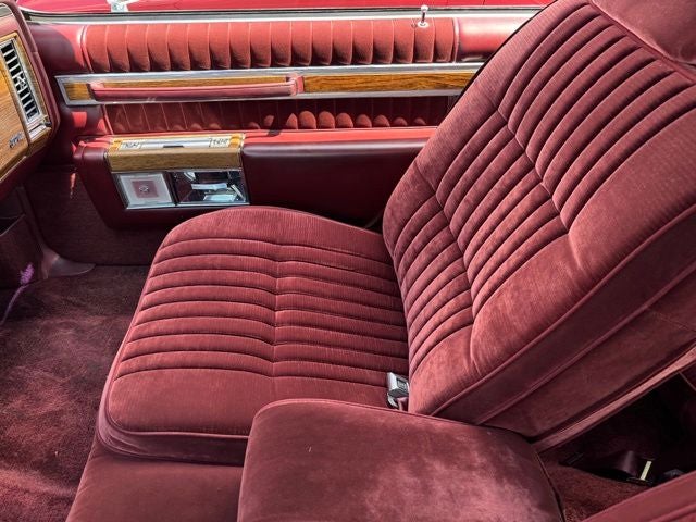 1983 Cadillac DeVille Base