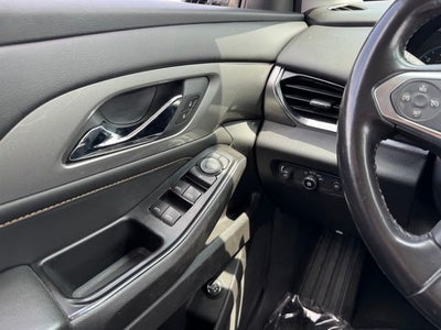 2018 Chevrolet Traverse LT Cloth w/1LT