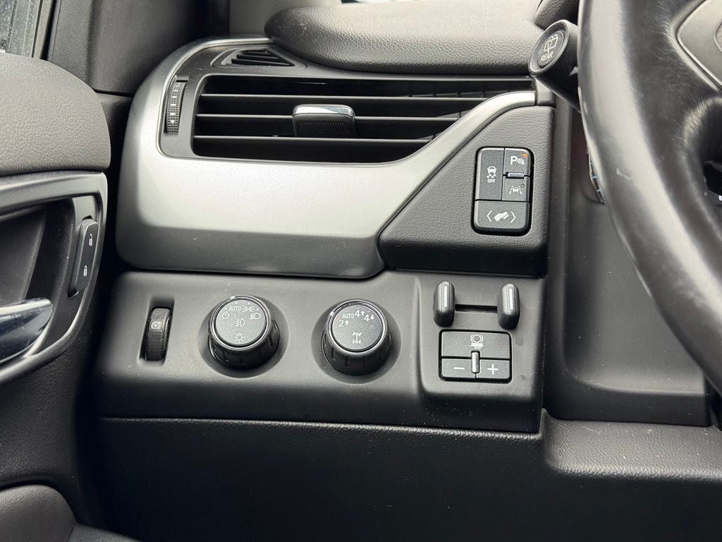 2020 Chevrolet Suburban LT
