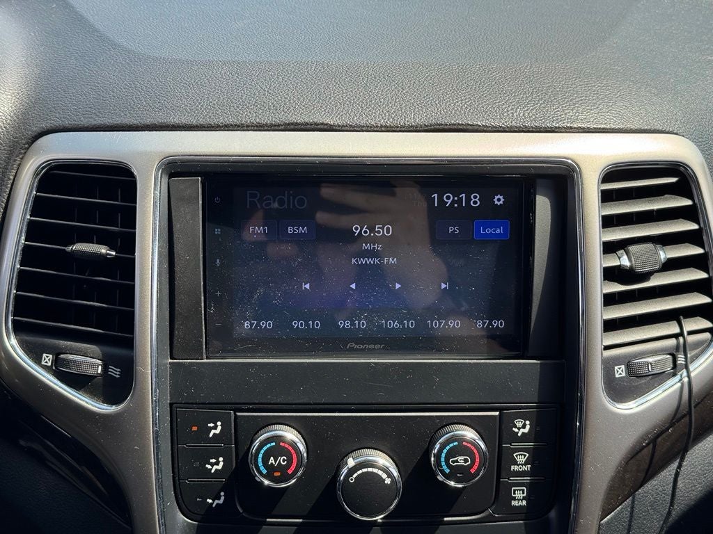 2011 Jeep Grand Cherokee Laredo