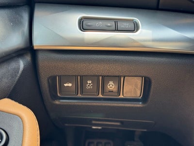 2016 Nissan Maxima SR