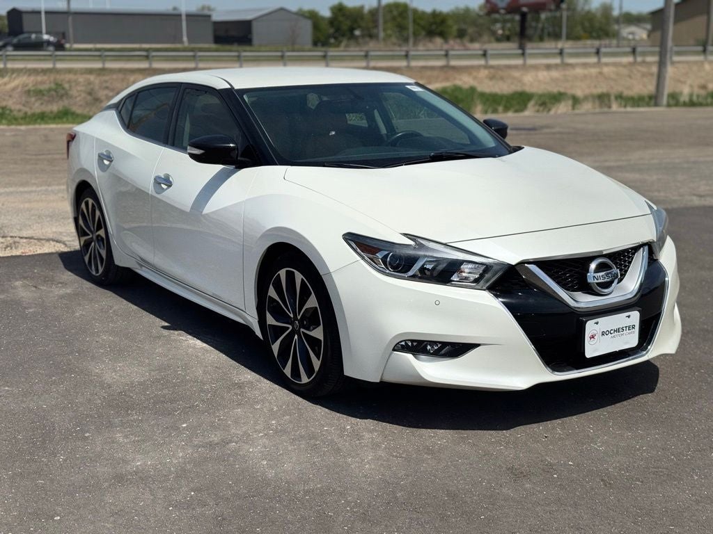 2016 Nissan Maxima SR