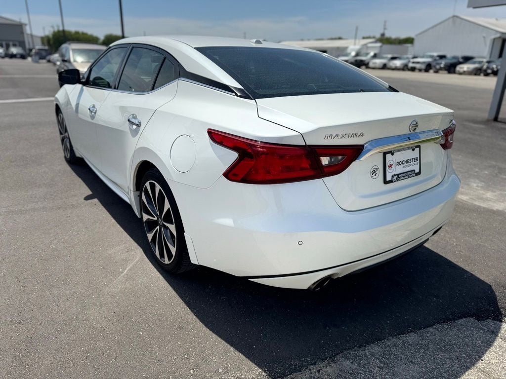 2016 Nissan Maxima SR