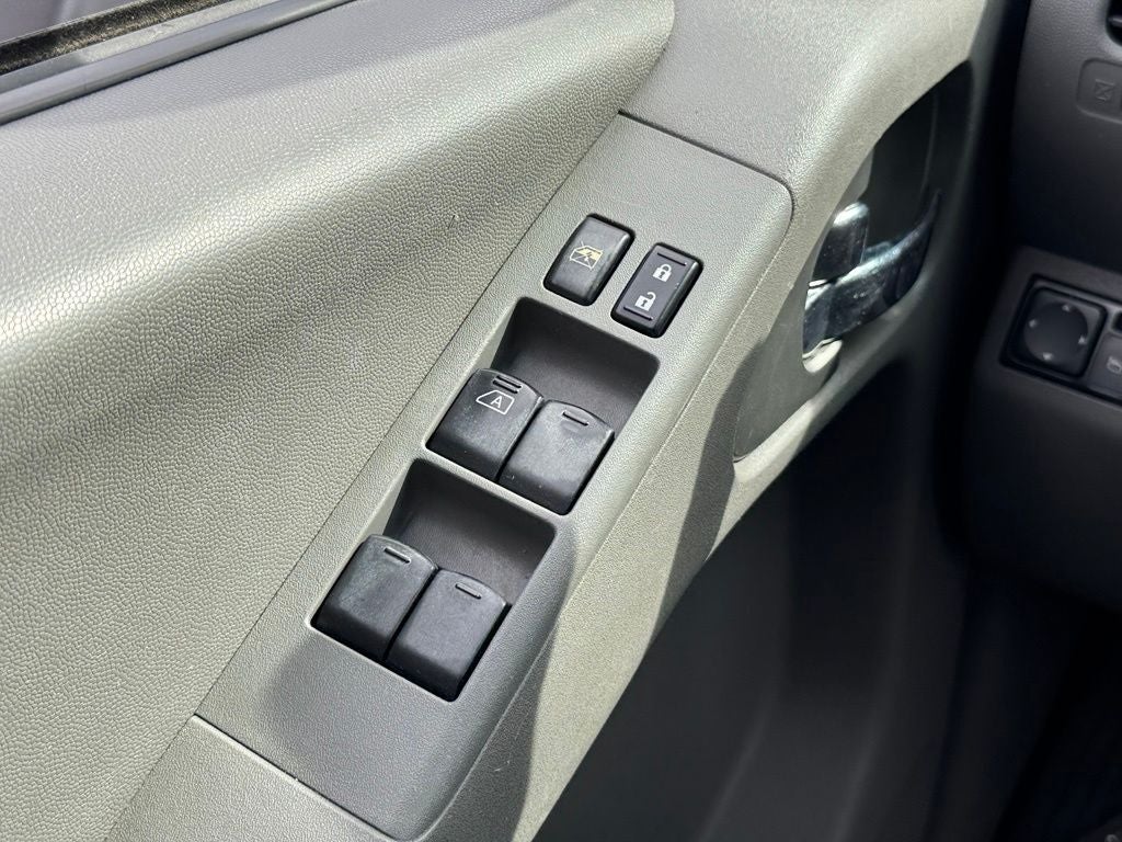 2012 Nissan Frontier SL