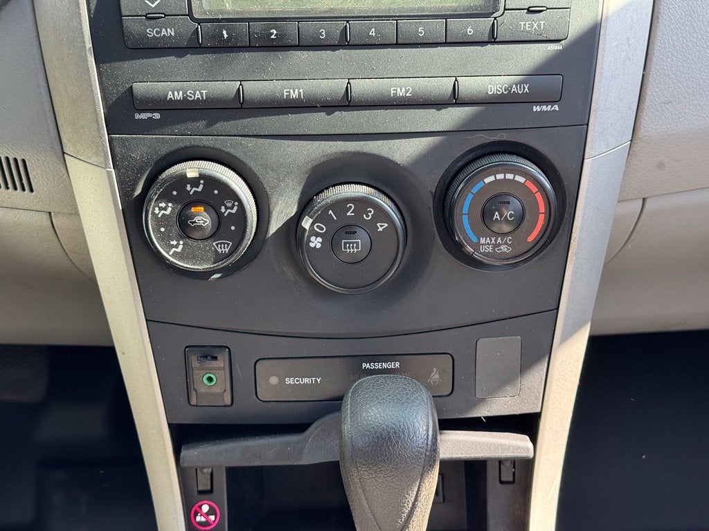 2009 Toyota Corolla LE