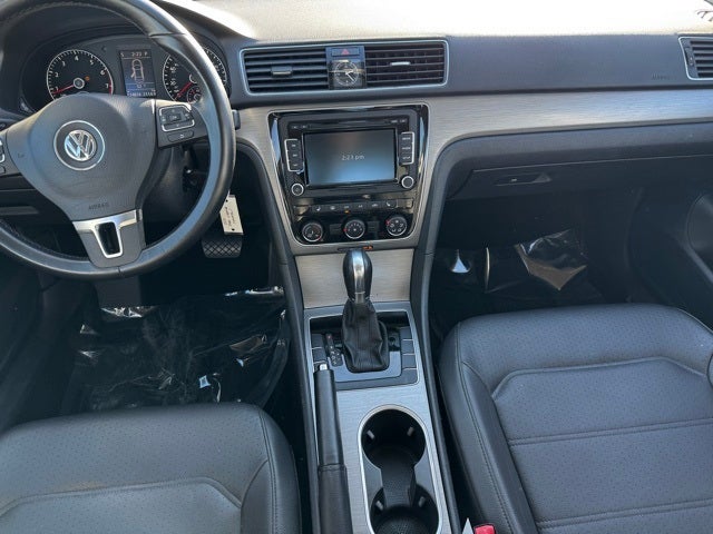2014 Volkswagen Passat 1.8T SE