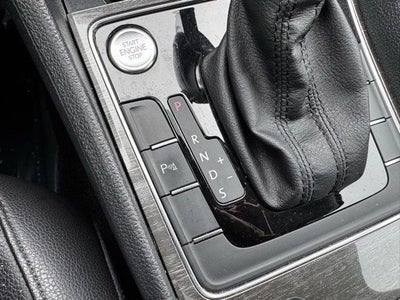 2017 Volkswagen Passat 1.8T SE w/Technology