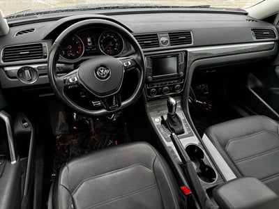 2017 Volkswagen Passat 1.8T SE w/Technology