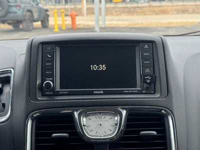 2015 Chrysler Town & Country Touring