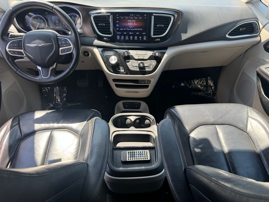 2017 Chrysler Pacifica Touring L