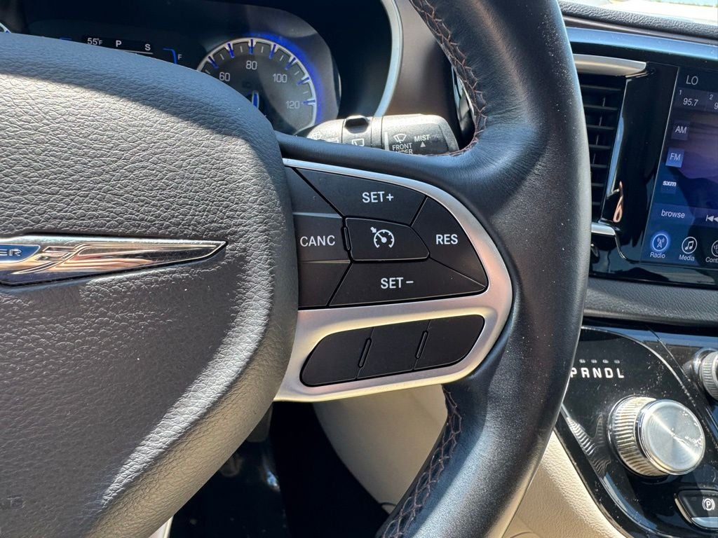 2017 Chrysler Pacifica Touring L