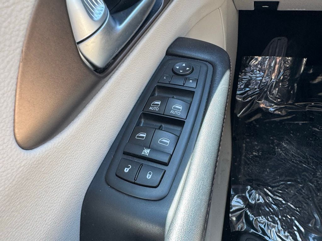 2017 Chrysler Pacifica Touring L