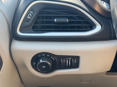 2017 Chrysler Pacifica Touring L