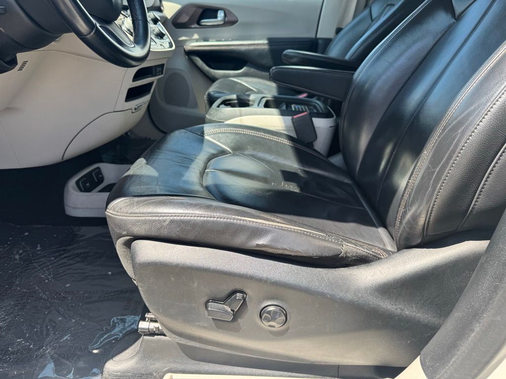 2017 Chrysler Pacifica Touring L