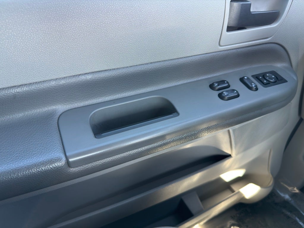 2004 Ford Freestar SES