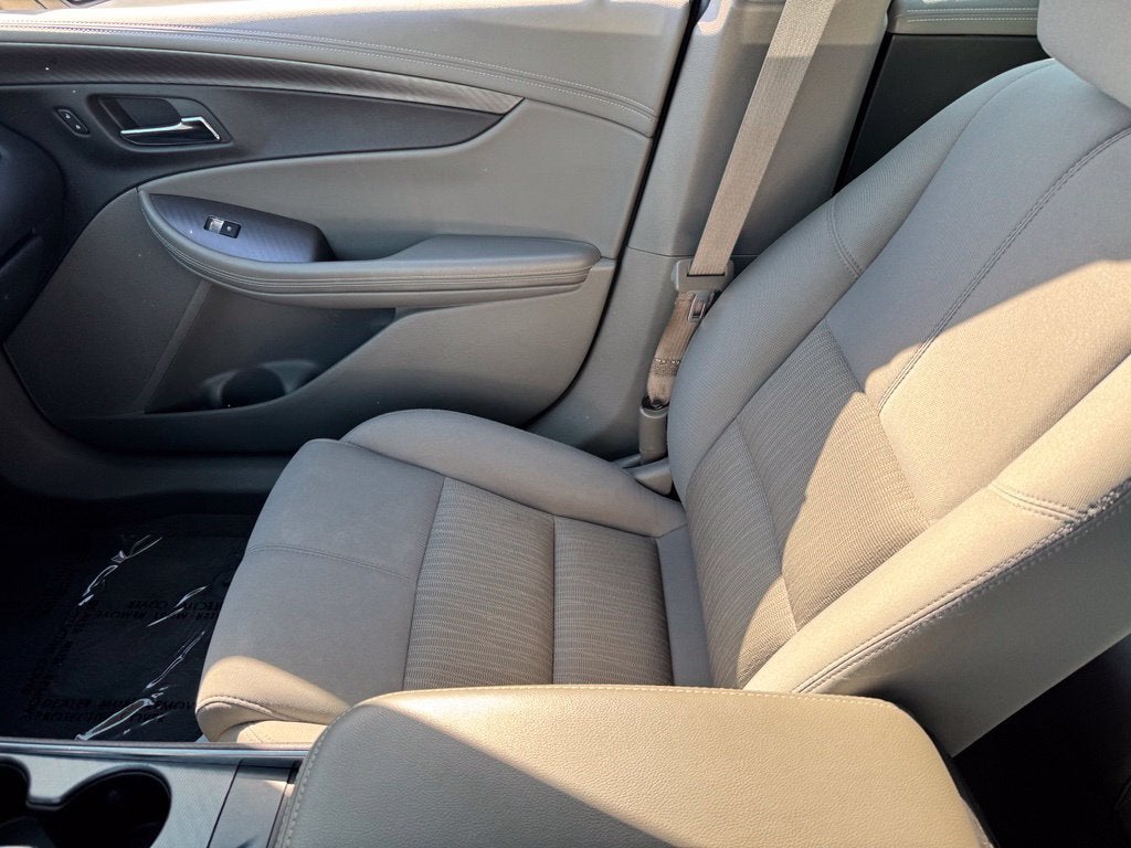 2015 Chevrolet Impala LS 1FL