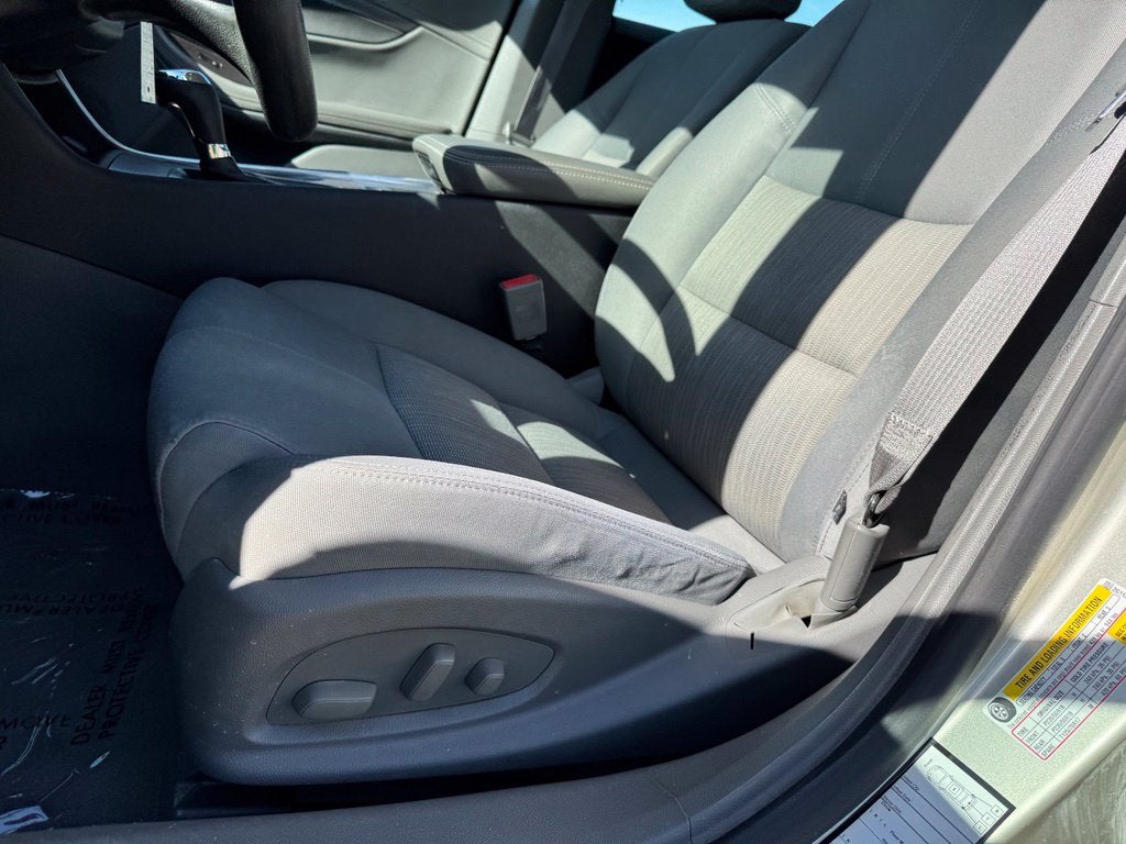 2015 Chevrolet Impala LS 1FL