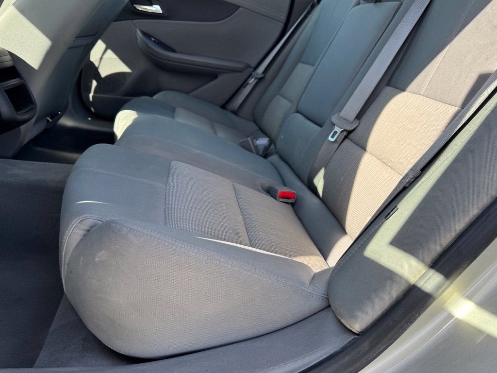 2015 Chevrolet Impala LS 1FL