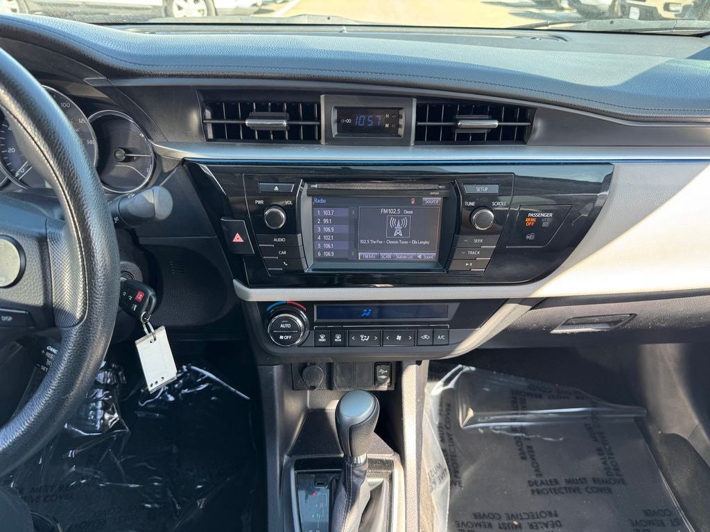 2015 Toyota Corolla LE