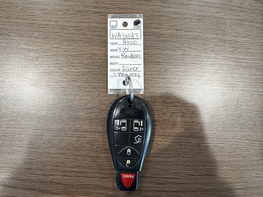 2010 Volkswagen Routan SE