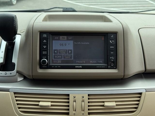 2010 Volkswagen Routan SEL