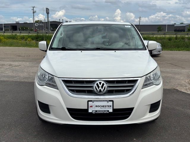 2010 Volkswagen Routan SEL